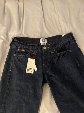 27W 34L BDG Kayla Low-Rise Jeans